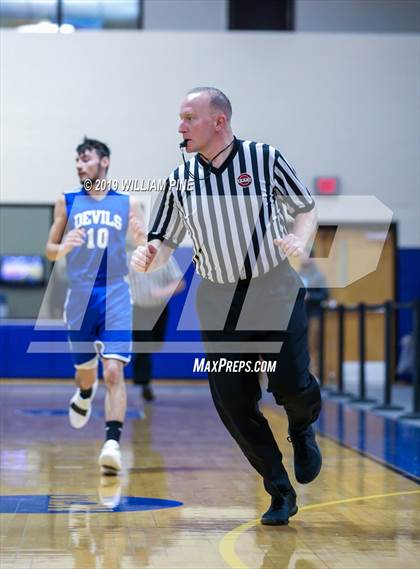 Thumbnail 1 in Roscoe Central vs. Livingston Manor (Section 9 Class D Championship) photogallery.