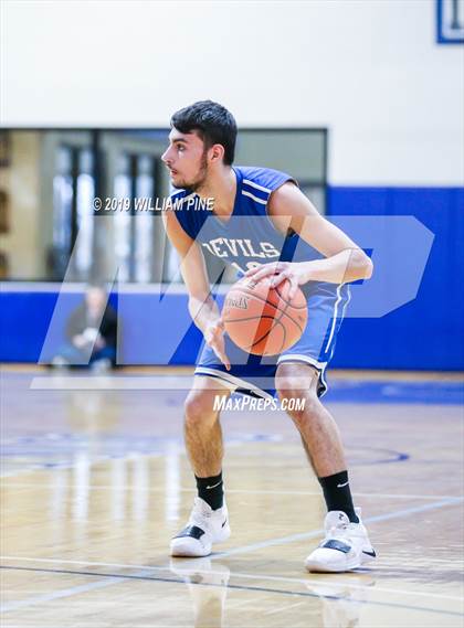 Thumbnail 2 in Roscoe Central vs. Livingston Manor (Section 9 Class D Championship) photogallery.
