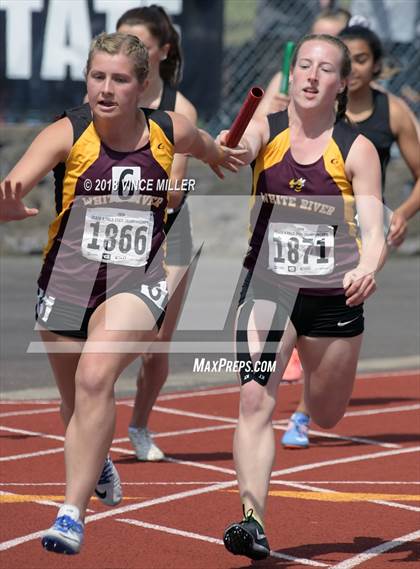 Thumbnail 3 in WIAA 2A Track & Field Finals photogallery.