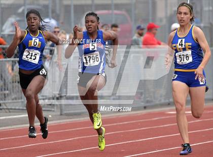 Thumbnail 1 in WIAA 2A Track & Field Finals photogallery.