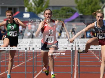 Thumbnail 2 in WIAA 2A Track & Field Finals photogallery.