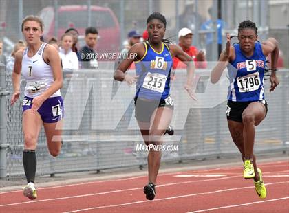 Thumbnail 3 in WIAA 2A Track & Field Finals photogallery.