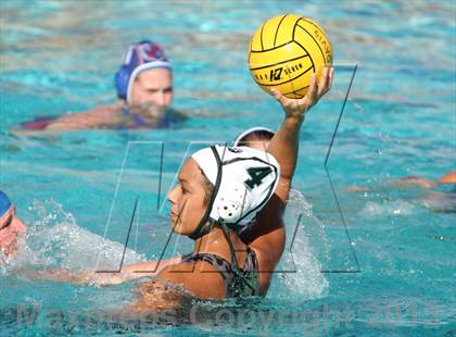 Thumbnail 2 in St. Ignatius vs St. Mary's (Davis Fall Classic) photogallery.