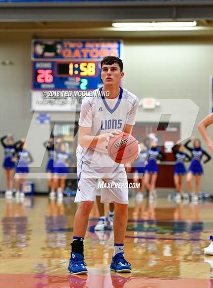 Thumbnail 1 in Jessieville vs. Cedarville (AAA 3A Regional Playoff) photogallery.