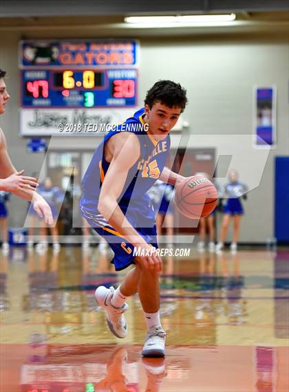Thumbnail 1 in Jessieville vs. Cedarville (AAA 3A Regional Playoff) photogallery.