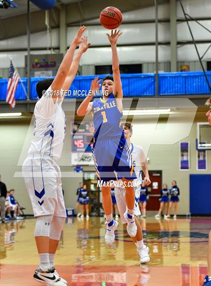 Thumbnail 1 in Jessieville vs. Cedarville (AAA 3A Regional Playoff) photogallery.