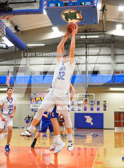 Thumbnail 1 in Jessieville vs. Cedarville (AAA 3A Regional Playoff) photogallery.