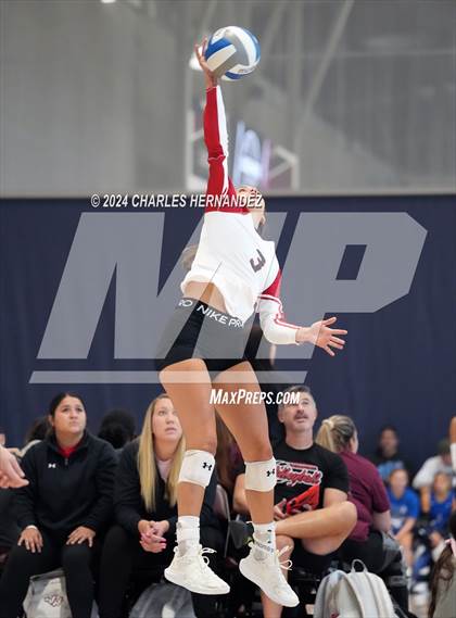Thumbnail 1 in Huntsville vs. Victoria West (Legends Invitational) photogallery.