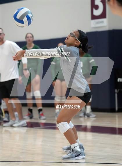 Thumbnail 2 in Huntsville vs. Victoria West (Legends Invitational) photogallery.