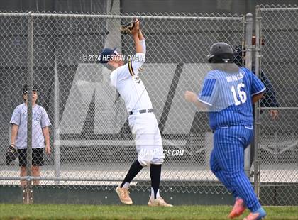 Thumbnail 2 in Anaheim vs. Alta Loma (Anaheim Lions Tournament) photogallery.