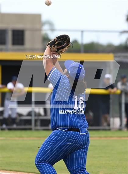 Thumbnail 3 in Anaheim vs. Alta Loma (Anaheim Lions Tournament) photogallery.
