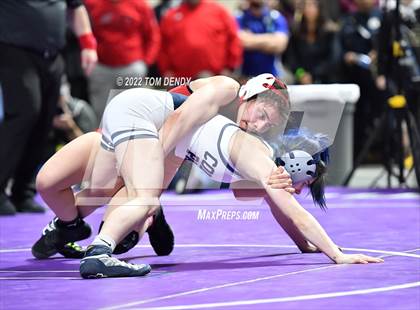 Thumbnail 3 in UIL State Championships - 6A 102lb Final photogallery.