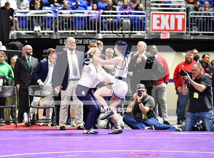 Thumbnail 2 in UIL State Championships - 6A 102lb Final photogallery.