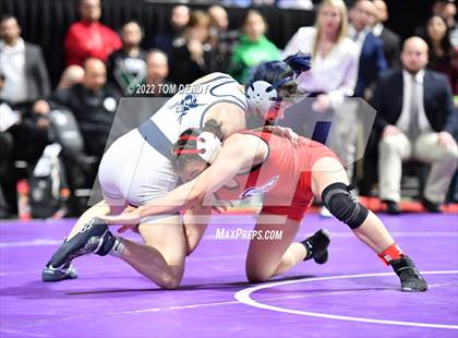 Thumbnail 3 in UIL State Championships - 6A 102lb Final photogallery.