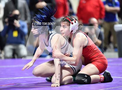 Thumbnail 2 in UIL State Championships - 6A 102lb Final photogallery.
