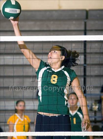 Thumbnail 3 in Buhach Colony vs Davis (Oakdale Invitational) photogallery.