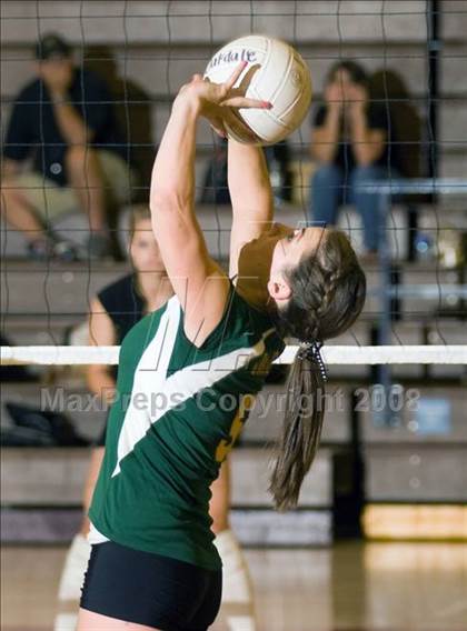 Thumbnail 2 in Buhach Colony vs Davis (Oakdale Invitational) photogallery.