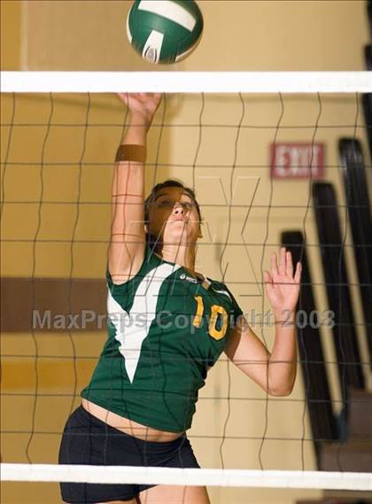 Thumbnail 3 in Buhach Colony vs Davis (Oakdale Invitational) photogallery.