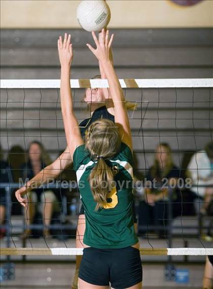 Thumbnail 2 in Buhach Colony vs Davis (Oakdale Invitational) photogallery.