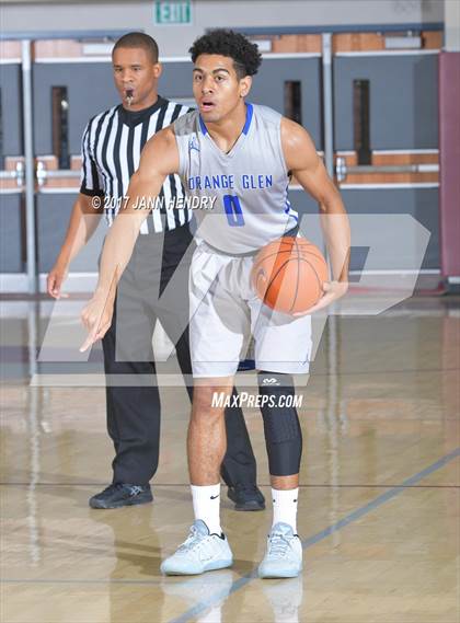 Thumbnail 1 in Saddleback Valley Christian vs. Orange Glen (Rancho Mirage Holiday Invitational) photogallery.