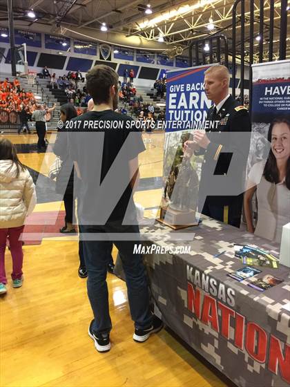 Thumbnail 1 in Northwest (Olathe) TOC Ceremony photogallery.