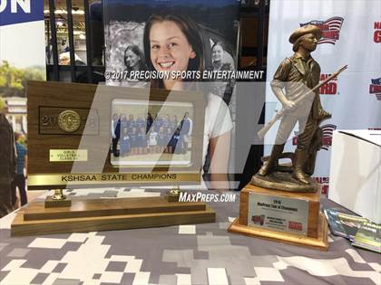 Thumbnail 2 in Northwest (Olathe) TOC Ceremony photogallery.