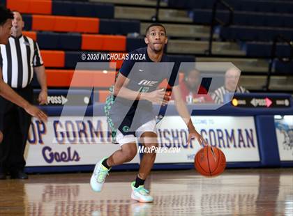 Thumbnail 3 in Fairfax vs. Overland photogallery.