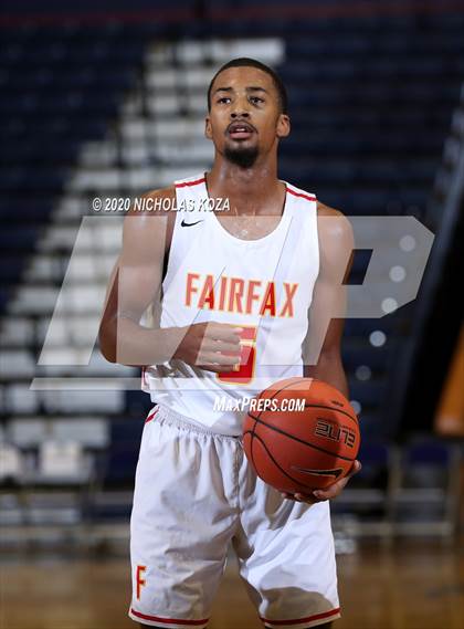 Thumbnail 2 in Fairfax vs. Overland photogallery.