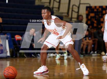 Thumbnail 1 in Fairfax vs. Overland photogallery.