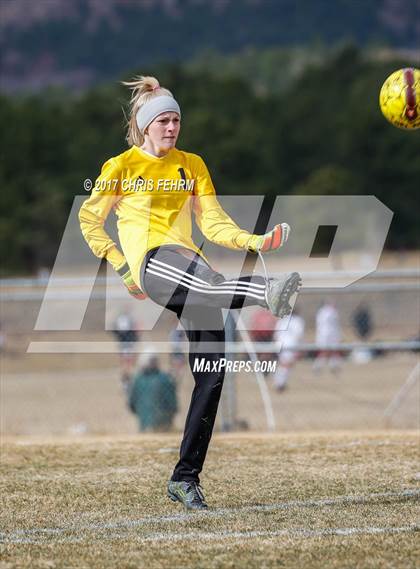 Thumbnail 3 in Coronado vs. Montrose (Kadet Kickoff Classic) photogallery.