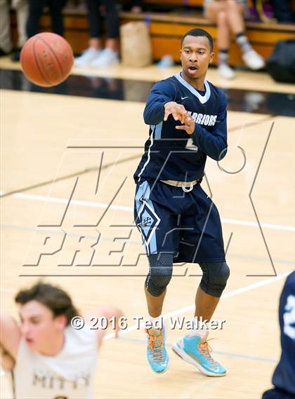 Thumbnail 3 in Valley Christian @ Archbishop Mitty photogallery.
