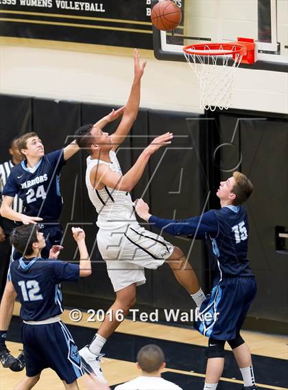 Thumbnail 1 in Valley Christian @ Archbishop Mitty photogallery.