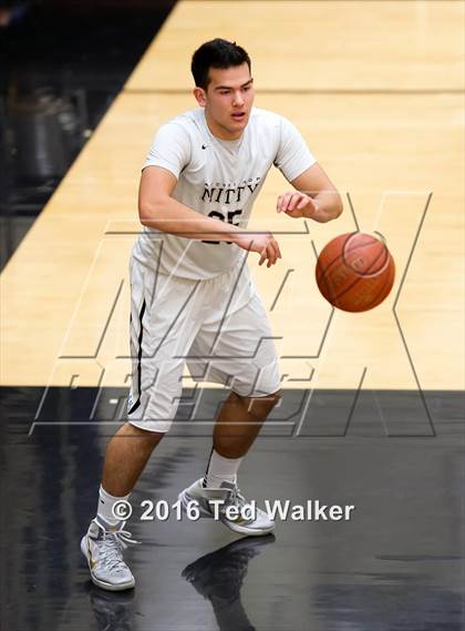 Thumbnail 1 in Valley Christian @ Archbishop Mitty photogallery.