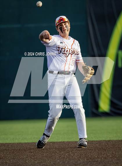 Thumbnail 2 in Greenfield vs Lincolnwood (GCS) photogallery.
