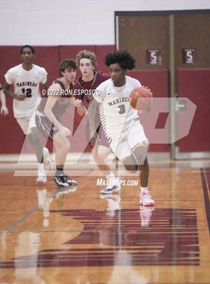 Thumbnail 2 in East Hampton vs Southampton (Holiday Classic) photogallery.
