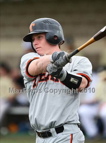 Thumbnail 3 in Texas vs Dallas Jesuit (Jesuit Baseball Classic ) photogallery.