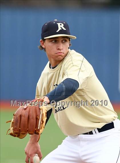 Thumbnail 3 in Texas vs Dallas Jesuit (Jesuit Baseball Classic ) photogallery.