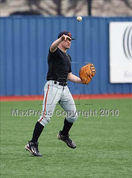 Thumbnail 1 in Texas vs Dallas Jesuit (Jesuit Baseball Classic ) photogallery.