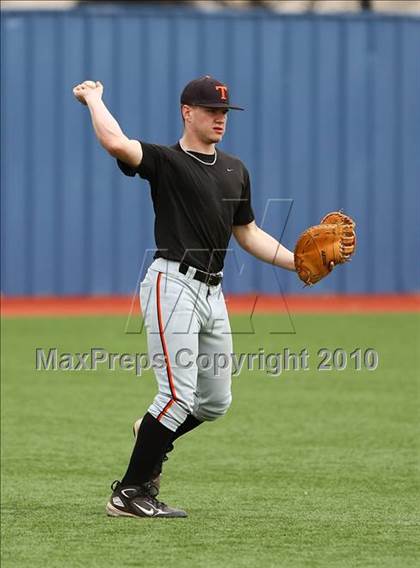 Thumbnail 3 in Texas vs Dallas Jesuit (Jesuit Baseball Classic ) photogallery.