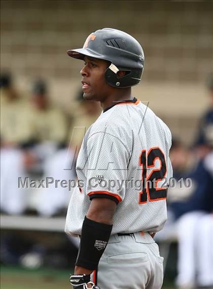 Thumbnail 1 in Texas vs Dallas Jesuit (Jesuit Baseball Classic ) photogallery.