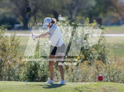 Thumbnail 1 in TSSAA I-AAA State Championships (Round Two)  photogallery.