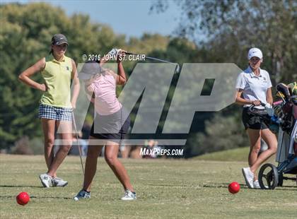 Thumbnail 1 in TSSAA I-AAA State Championships (Round Two)  photogallery.