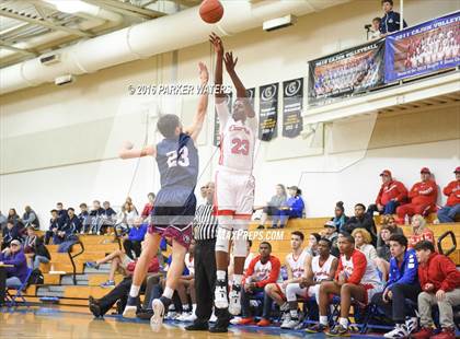 Thumbnail 2 in St. Thomas More vs John Curtis Christian (Country Day Holiday Tournament) photogallery.