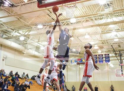 Thumbnail 3 in St. Thomas More vs John Curtis Christian (Country Day Holiday Tournament) photogallery.