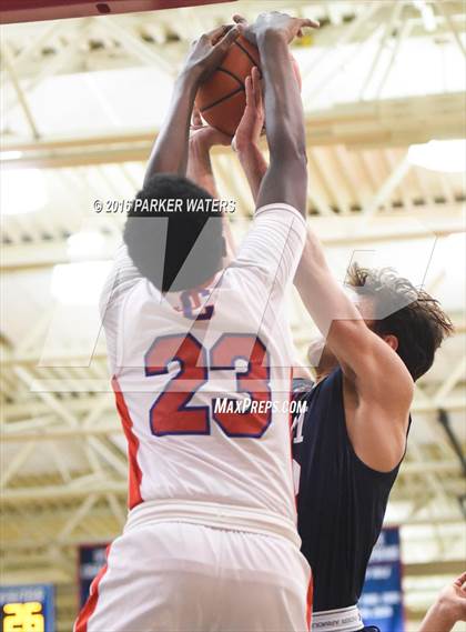 Thumbnail 3 in St. Thomas More vs John Curtis Christian (Country Day Holiday Tournament) photogallery.