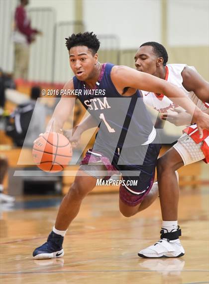 Thumbnail 3 in St. Thomas More vs John Curtis Christian (Country Day Holiday Tournament) photogallery.