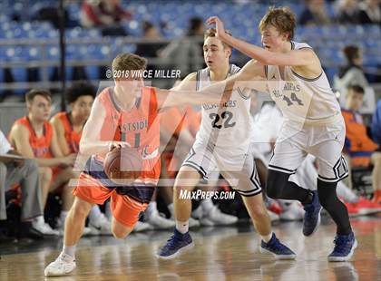 Thumbnail 1 in Eastside Catholic vs. Kelso (WIAA 3A Quarterfinal)  photogallery.
