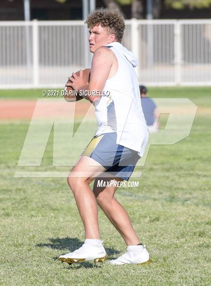 Thumbnail 3 in Yuma Catholic vs  Ironwood Ridge (Cactus Duel Out West 7-on-7 Tournament) photogallery.