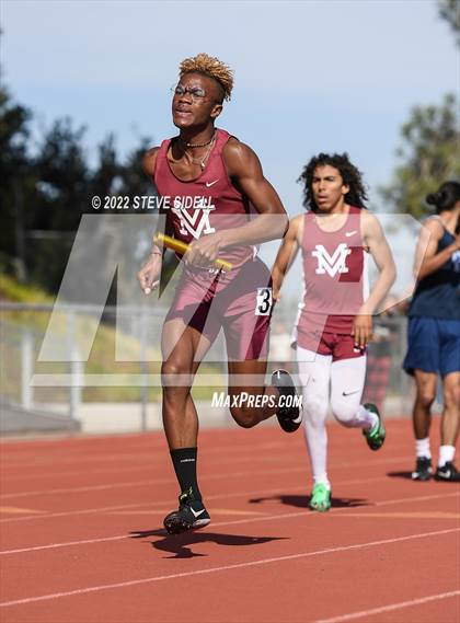 Thumbnail 2 in Elmer Runge Invitational photogallery.
