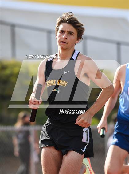 Thumbnail 1 in Elmer Runge Invitational photogallery.